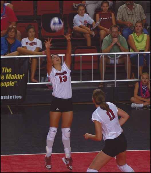 Volleyball remains undefeated