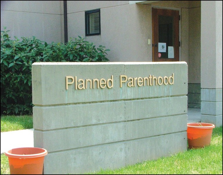 Council members hesitant to renew gov't funding of Planned Parenthood