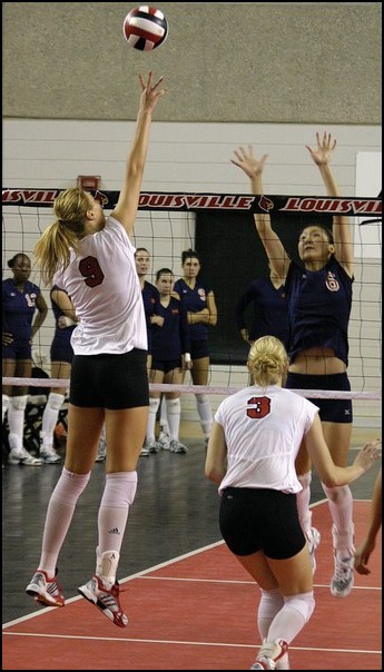 Volleyball offs the Orange