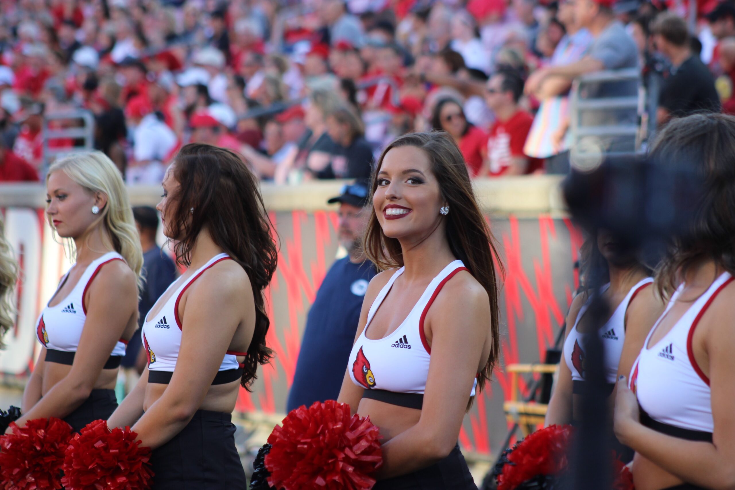 hanner, cheerleader, football