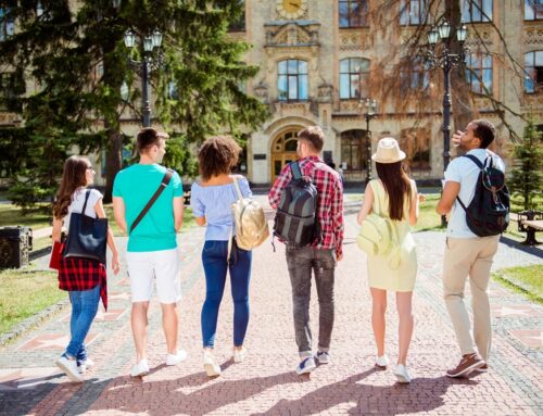Top Tips to Help College Students Adjust to Campus Life