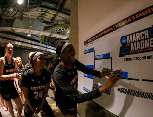 Louisville’s women’s basketball Sweet Sixteen bound, defeat Texas 73-51