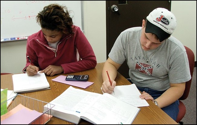University administrators looking for solution to low graduation rate