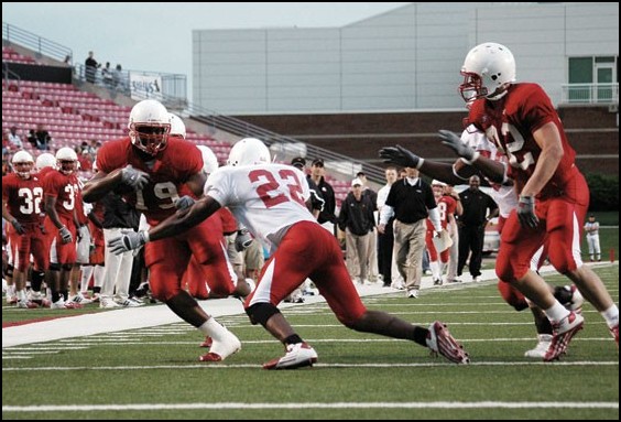 Starters look sharp in spring game